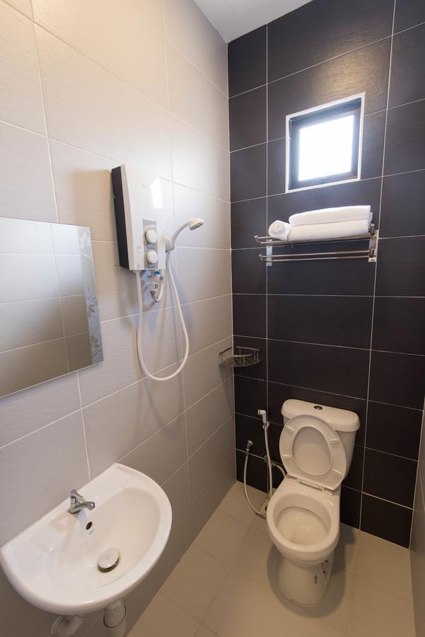Homestay 21 Hotel Johor Bahru Zewnętrze zdjęcie
